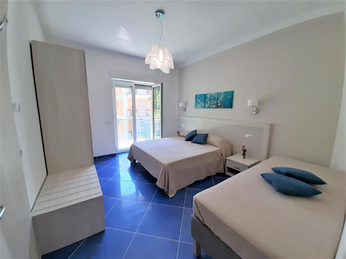Villa Blue House à Maiori Extérieur photo
